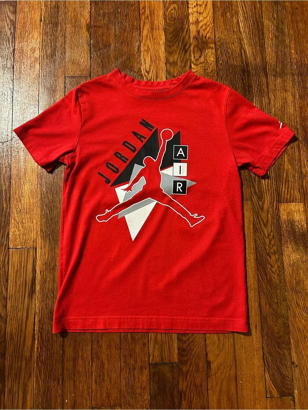 Jordan Boys JDB Graphic Short Sleeve T Shirt Gym Red Big Kids Size Medium